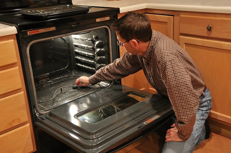 Has the Energy Saving Trust been Lying to You about Saving Money?