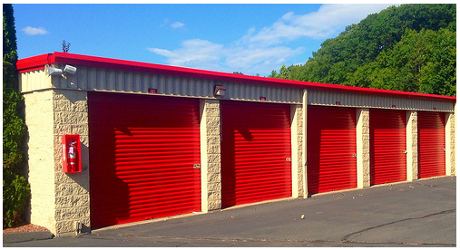 How to De-Clutter the House Without Throwing Everything Out