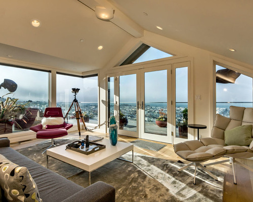 3 ways to dress a triangular window