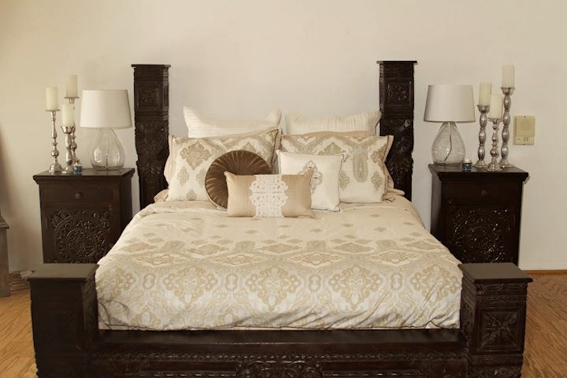 traditional_bed_worldcraft_industries