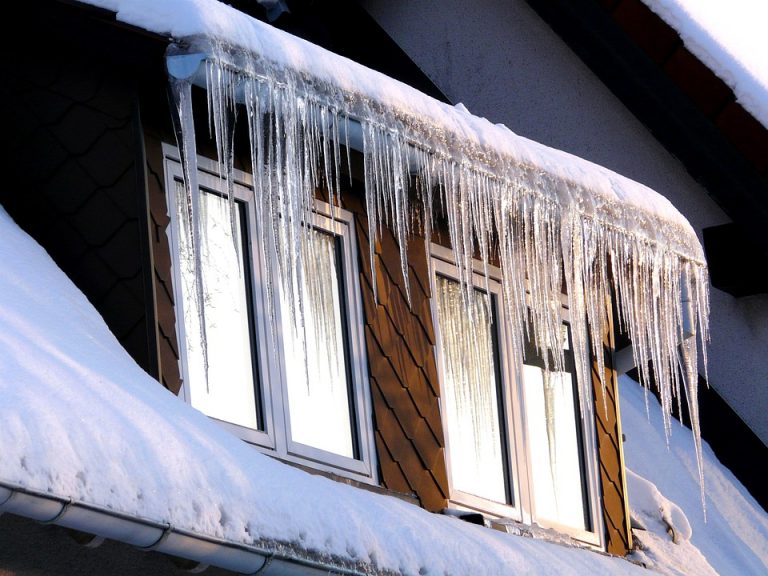 The Dangers of Letting Snow Build Up on Your Roof